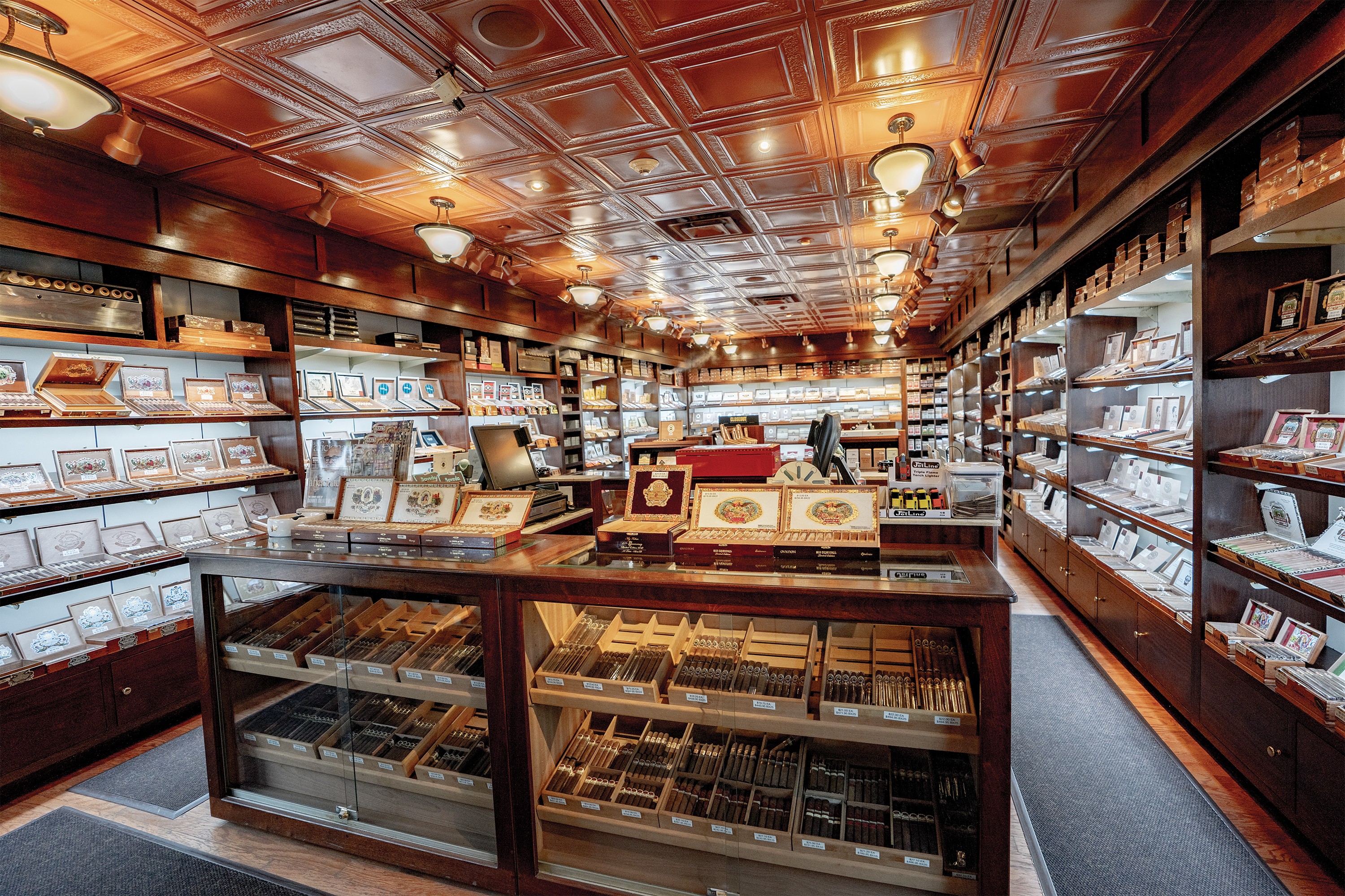 Holt's Cigar Company cover image