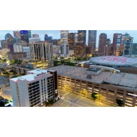 Home2 / Tru Houston Downtown Convention Center logo