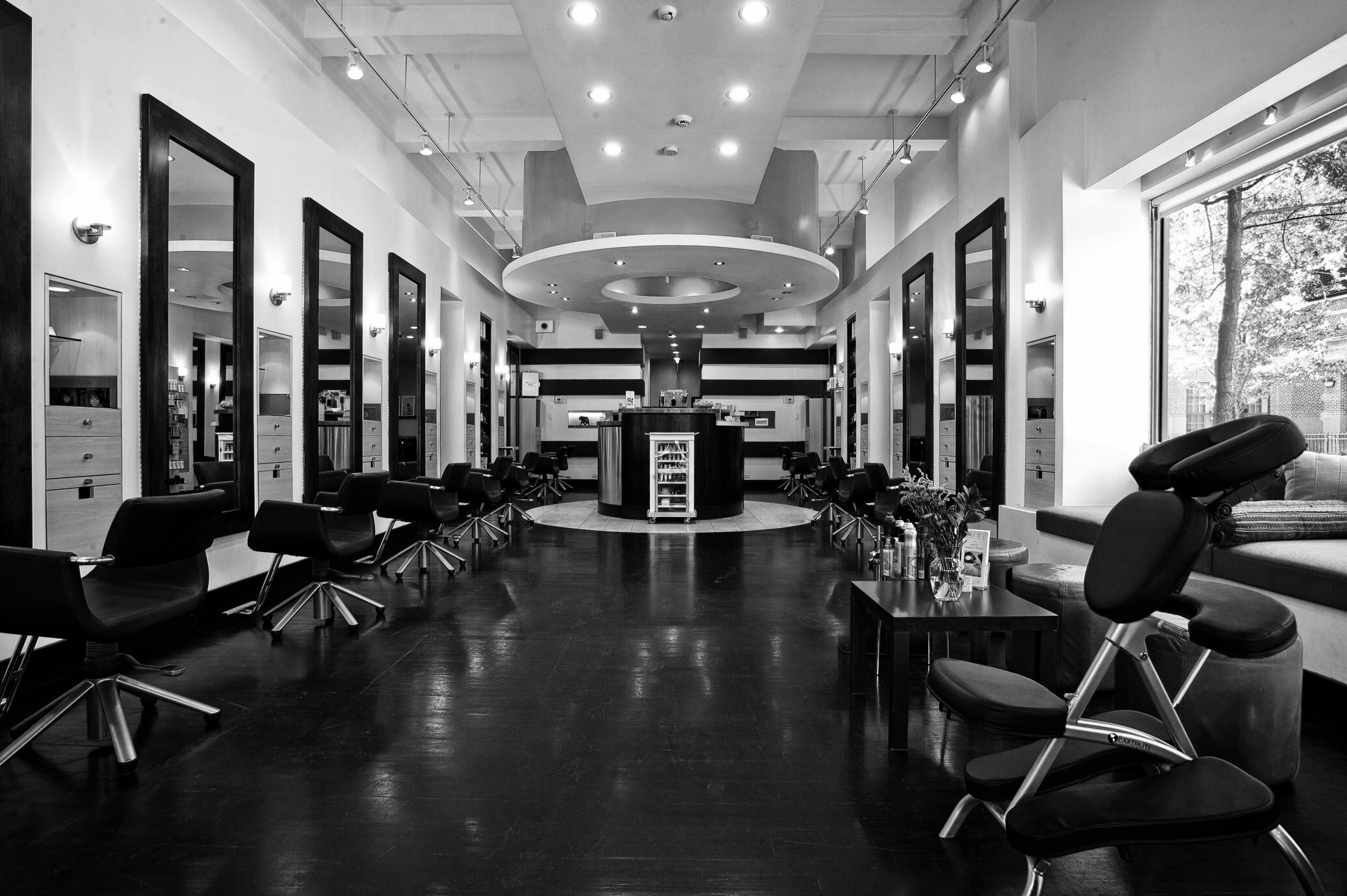 lovella salon cover image