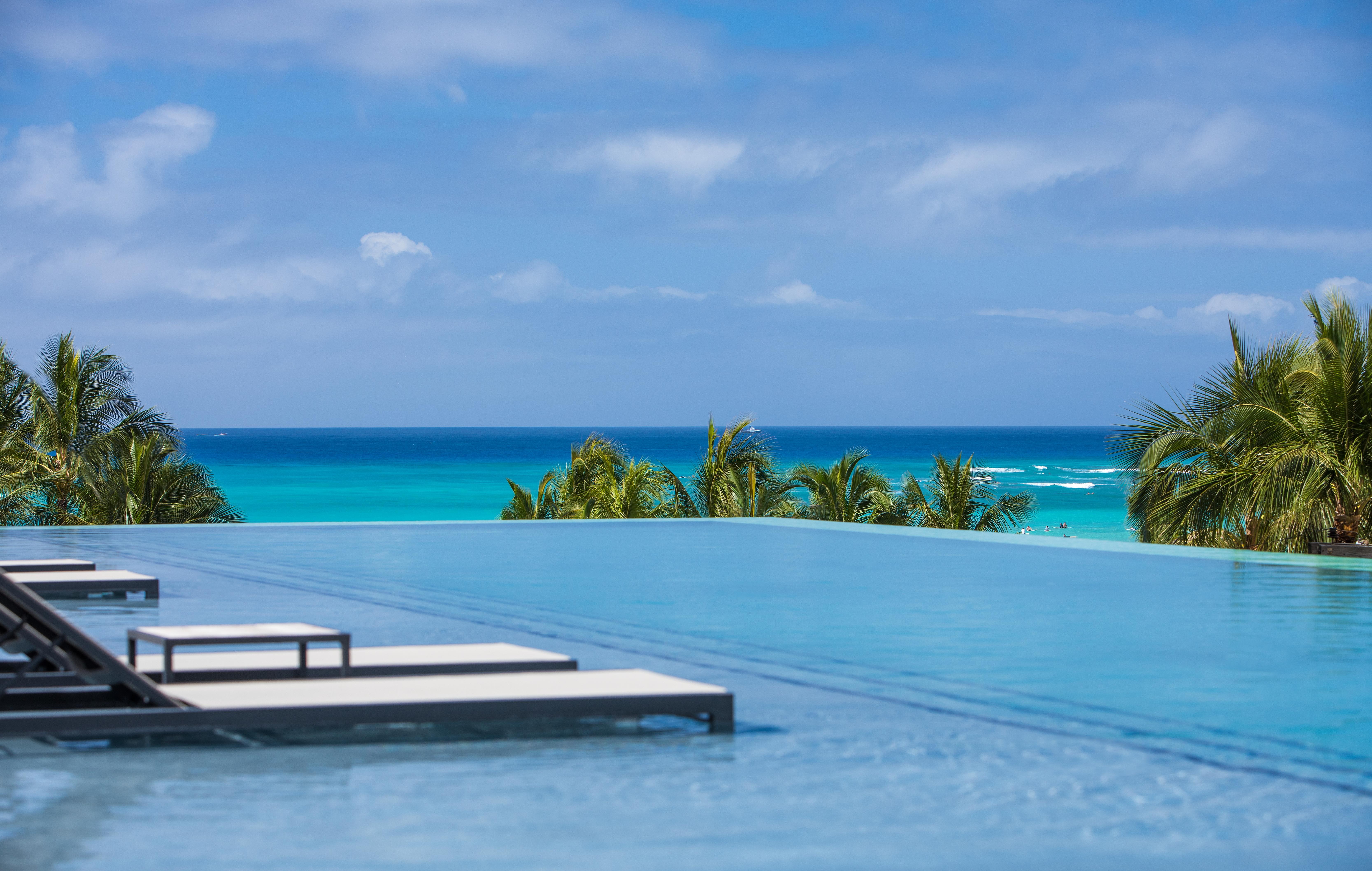 'Alohilani Resort Waikiki Beach cover image