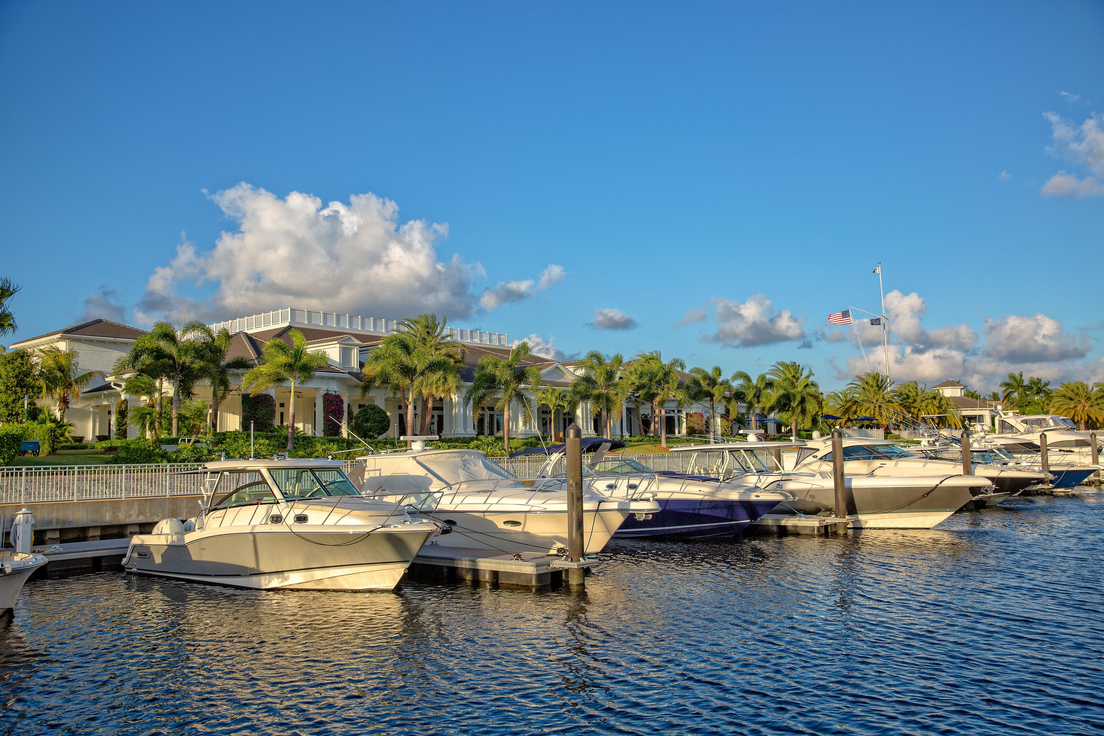 Royal Palm Yacht & Country Club cover image