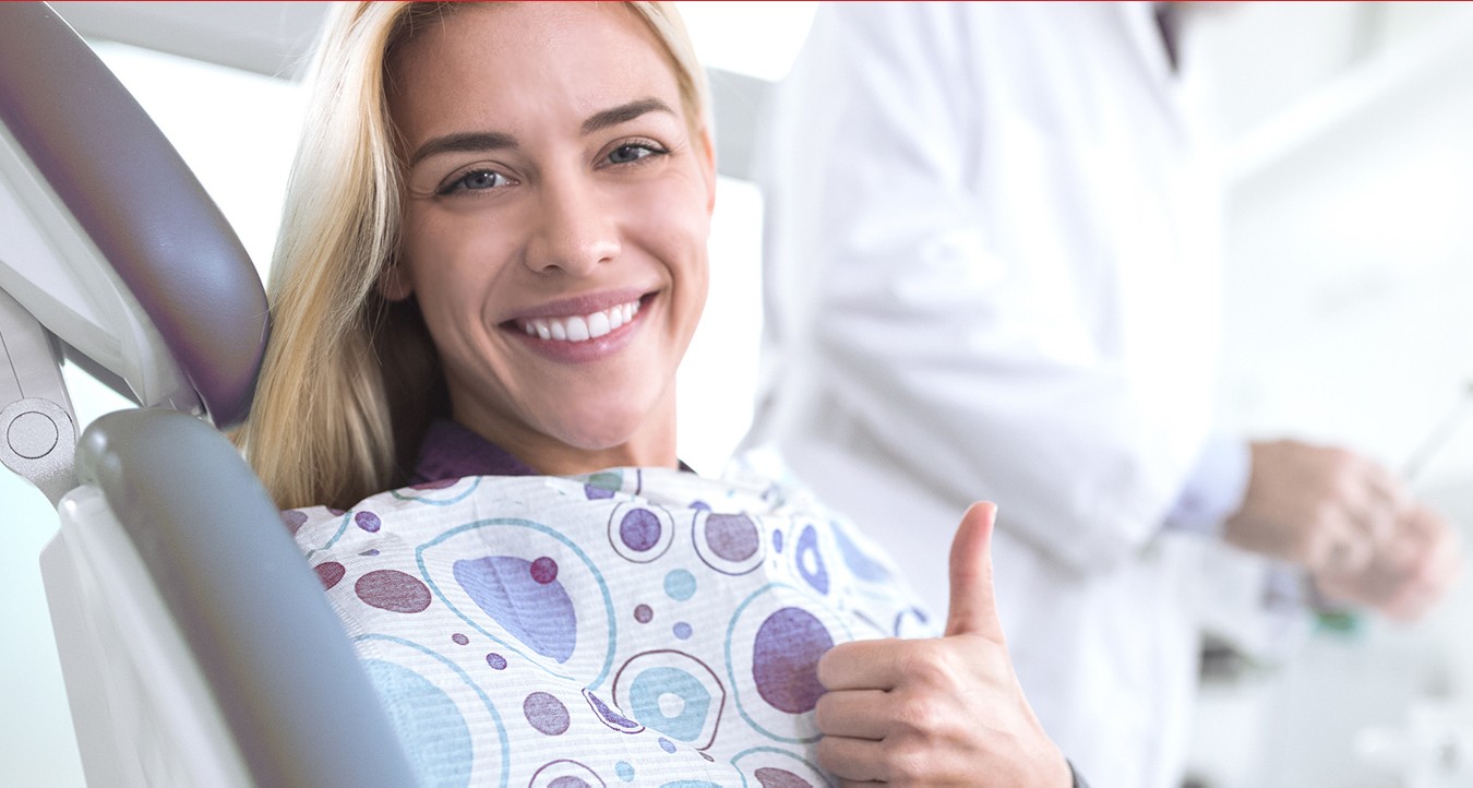 Scottsdales Dentist cover image